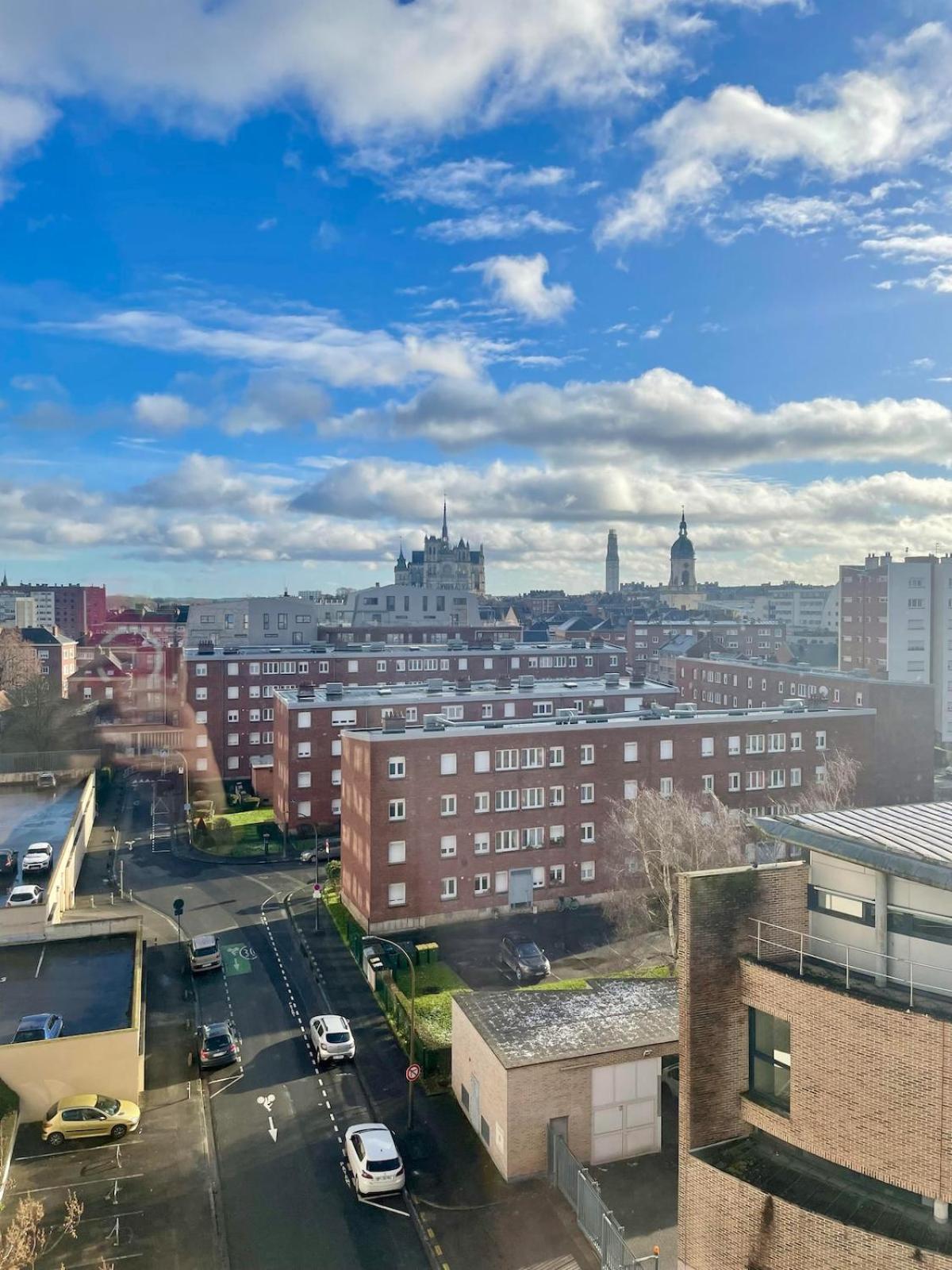 Cozy With Parking And Panoramic Views! *